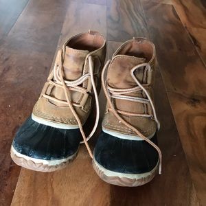 Sorel out and about boot